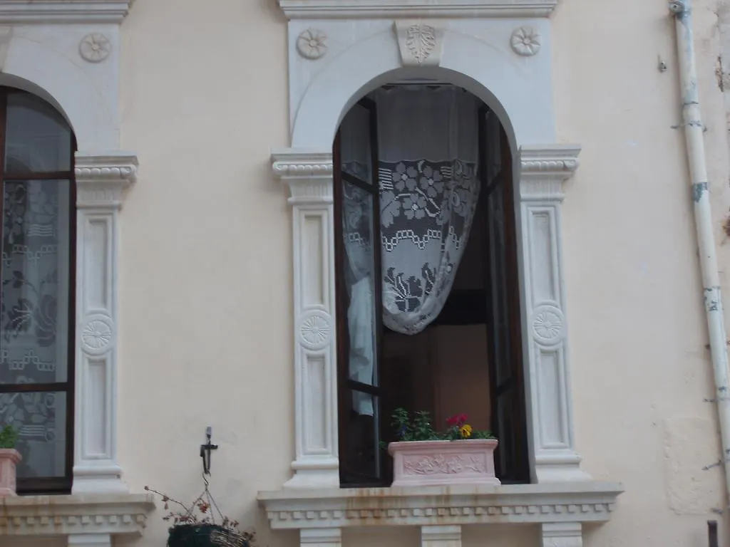 Πανσιόν Vetera Suites Ρέθυμνο